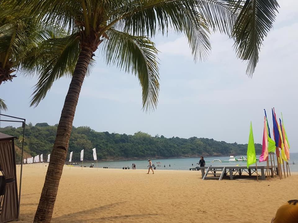 Casa Amores: Camaya Coast Mariveles Exterior photo